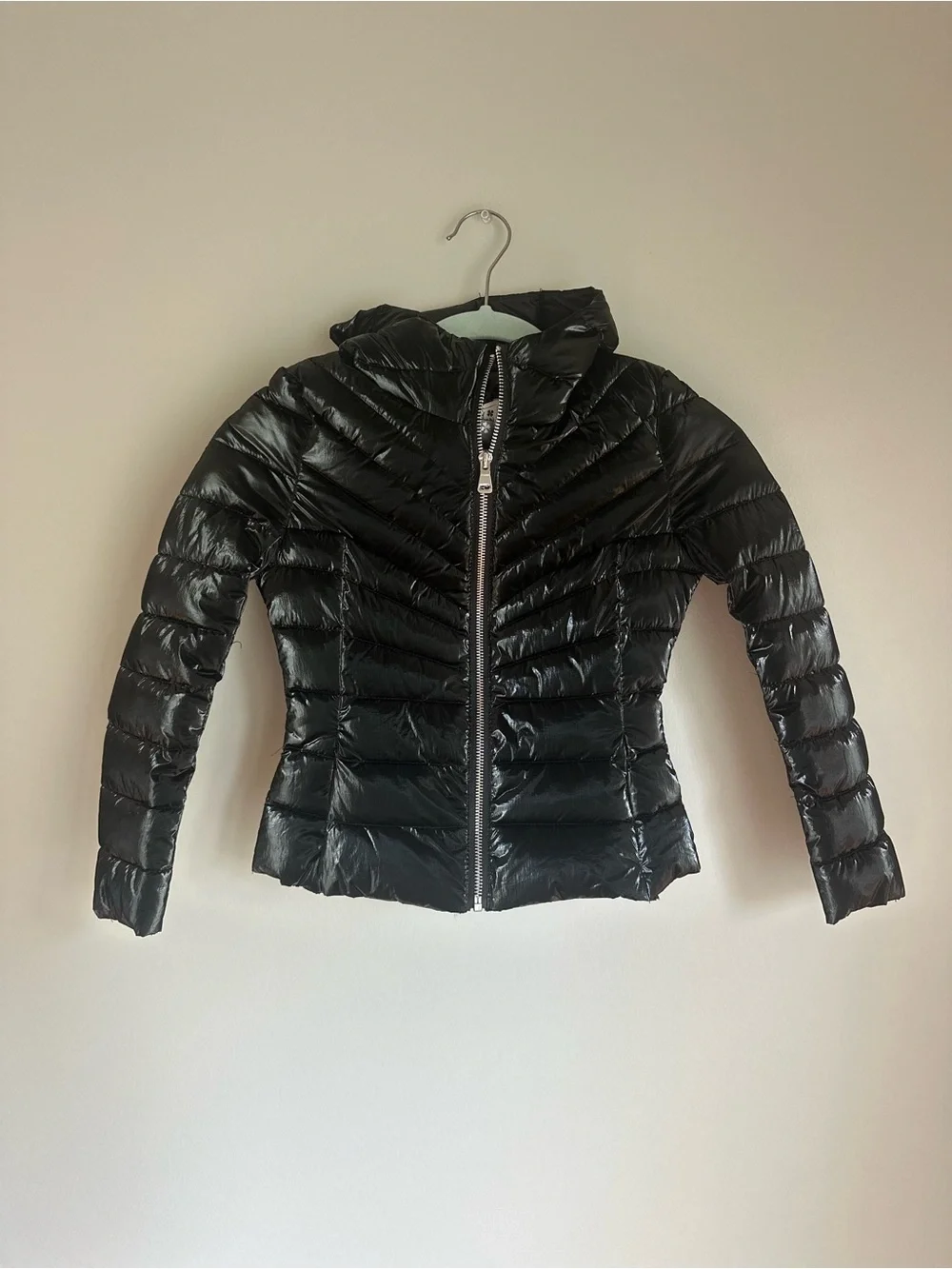 NEW Molly Bracken Girls Short Iridescent Down Jacket Black Size 8 Zipper Pockets